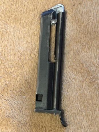 Hola
Pongo a la venta un cargador para una pistola Unique Des-69U
Precio: 65€ (portes aparte)
Contacto 00