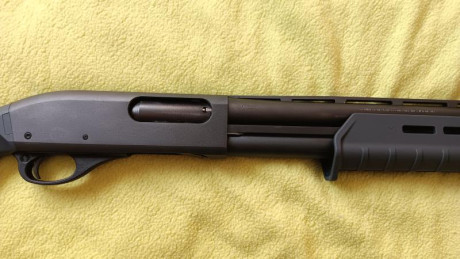 Remington 870 con culata Magpul 7 tiros,en perfecto estado. 500 euros mas fastos. 01