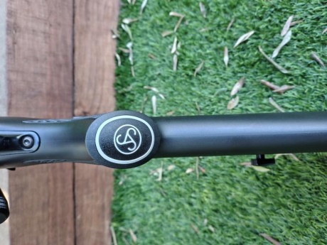  Buenas noches

Pongo en venta un  conjunto de rifle y visor consistente en :

Rifle Sauer Classic XT 21