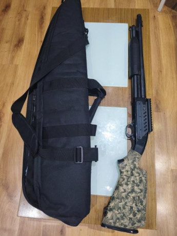 Vendo escopeta de corredera Maverick 88 en excelente estado. Calibre 12, capacidad 5+1. Un arma legendaria 01