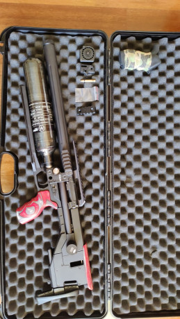 se vende carabina PCP de aire comprimido AIRMAKS KRAIT XL, calibre 4.5.
Precisión quirúrgica y ergonomía 22