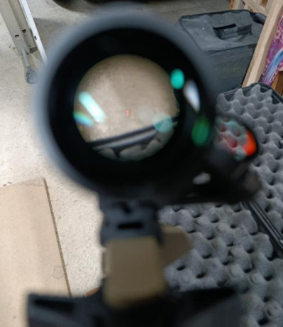 Se vende AR MP15 300BLK

Visor Vector Optics Taurus 1-6 
Montura
Guardamanos DD
Rail elevador 0,5" 01