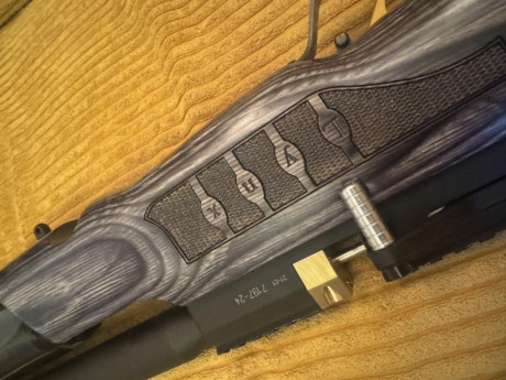 Hola, vendo Cometa Lynx V10 F300 LT laminada calibre 5,5mm perfecto estado 
Precio: 690€
Interesados contactar 00