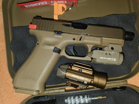 ...Como quiera que poco uso le doy, he decidido deshacerme de mi glock 19x. Pistola con poco mas de 100 01