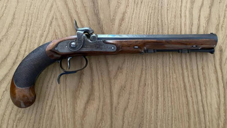 Preciosa Pistola Original firmada "Ulrich in Bern"
En un estado de conservación inmejorable. 01