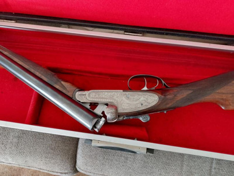 hola buenos dias, vendo una grulla 218 del 12. paralela, con dos gatillos, salida de gases desmontaje 00