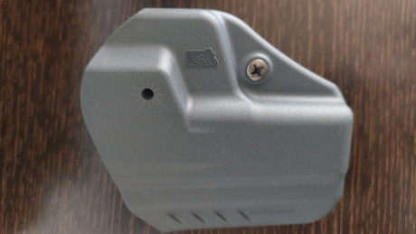  Buenas tardes

Mi hermano pone en venta su arma de uso personal, se trata de una S&W modelo M&P9 22