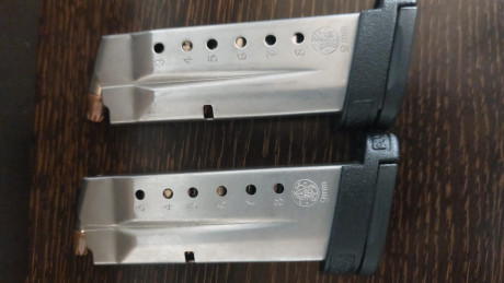  Buenas tardes

Mi hermano pone en venta su arma de uso personal, se trata de una S&W modelo M&P9 21