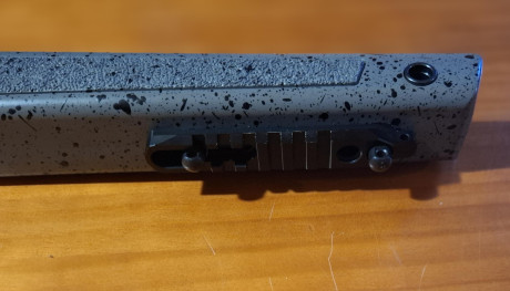 Vendo Culata Bergara HMR para rifle B14.
Culata sintética gris con pespuntes negros.
Chasis interior de 11