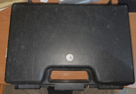 Hola:

Vendo mi Glock 17L Gen2. Esta en buen estado, la tengo desde hace bastantes años, y prácticamente 00