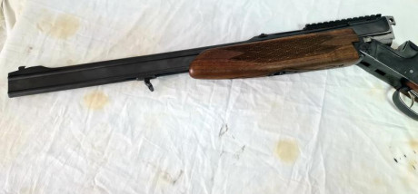 Se cambia express Brno Super 7x65R por paralela del calibre 20 equivalente. El express se valora en 1300€ 00