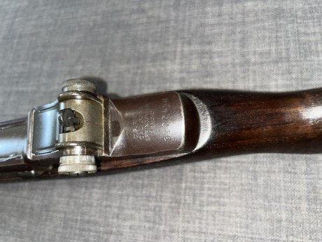 Se vende M1 Garand en perfecto estado sin golpes , rayones ni falta de pavon, maderas en perfecto estado 01