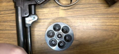 Pongo a la venta dos revolveres de un amigo de la marca Pietta  tipo Starr 1858 army de doble acción. 40