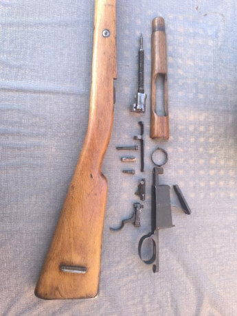 Se vende lote de piezas de mauser oviedo en buen estado. 200€ + portes. Se encuentran en Madrid 00