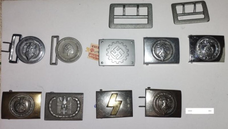 En venta  hebillas alemanas segunda guerra mundial (originales y reproducciónes) precios unitarios en 01