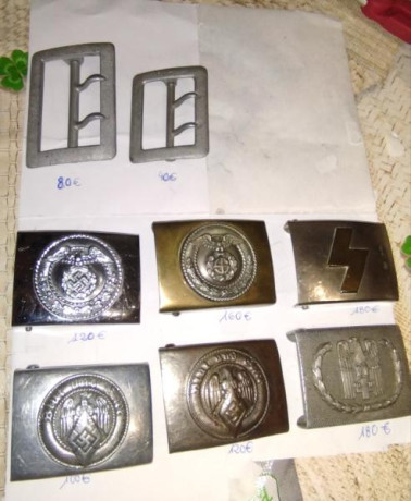 En venta  hebillas alemanas segunda guerra mundial (originales y reproducciónes) precios unitarios en 00