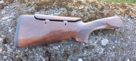 Vendo culata Beretta de diestro con lomo regulable   valida para Beretta  686,687,682,690,692 y 694 en 02