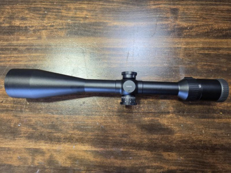 Hola,

Pongo en venta un visor zeiss conquest 6.5-20x50 MC con reticula mildot, esta en perfecto estado, 21