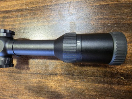 Hola,

Pongo en venta un visor zeiss conquest 6.5-20x50 MC con reticula mildot, esta en perfecto estado, 20