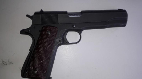 Vendo las siguientes dos armas:
 
1.- Walther P1, calibre 9x19 Parabellum, con cargador de respeto.
  12