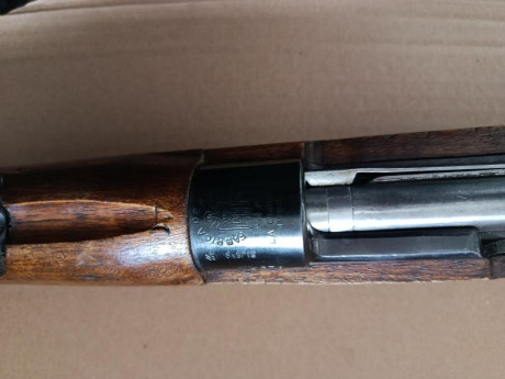 MAUSER modelo Coruña, calibre 8x57, año 1950, misma numeración en armazón, cierre y cargador, incluye 10