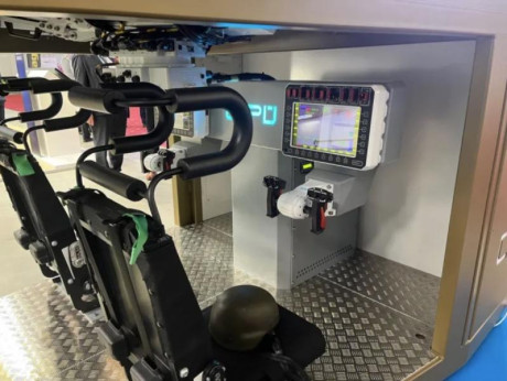 un nuevo VCI/IFV, con chasis de LEOPARD 1 (reforzado), con posibilidad de ser antiaéreo.
No se... tiene 01