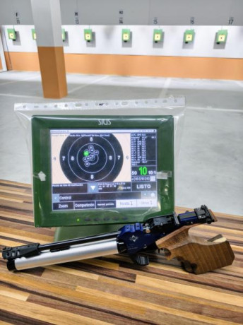 Es una match guns mgh1 comprada nueva en agosto de 2024, que funciona y agrupa perfectamente (recientemente 00