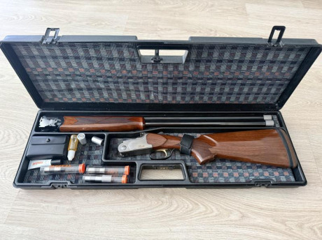 Buenos días, sigo aligerando armero. Vendo esta escopeta en perfecto estado, ajustes perfectos, cañones 02