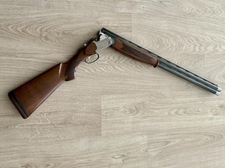 Buenos días, sigo aligerando armero. Vendo esta escopeta en perfecto estado, ajustes perfectos, cañones 10