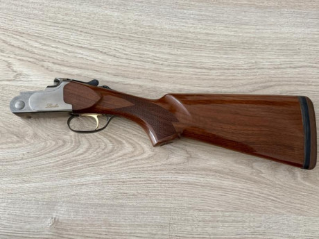 Buenos días, sigo aligerando armero. Vendo esta escopeta en perfecto estado, ajustes perfectos, cañones 21