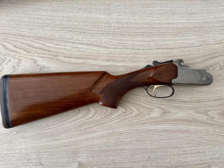 Buenos días, sigo aligerando armero. Vendo esta escopeta en perfecto estado, ajustes perfectos, cañones 20