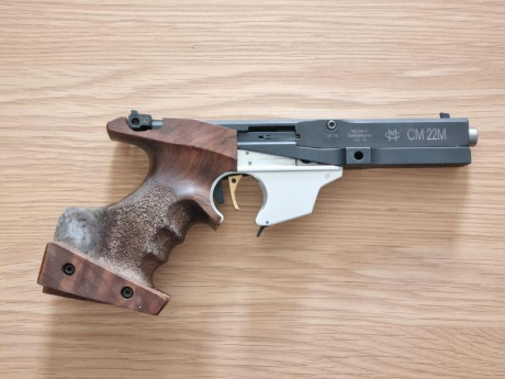 Vendida

Vendo pistola Morini CM22M super rebajada porque le falta una pieza, pero que no afecta en nada 01