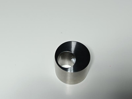 En venta sintonizador de armónicos válido para cañones de 15 mm de diámetro. Tiene un peso de 100 gramos. 00