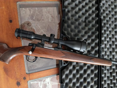 Saludos compañeros,pongo a la venta este magnífico equipo corcero total,un sabatti 222 rem. Con visor 00