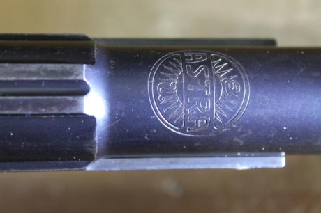 Buenos dias

Un compañero (no tiene nick en este foro) vende una Astra 400  guiada en Tiro Deportivo  00