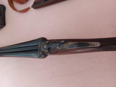 Se vende escopeta paralela Garbi sistema media pletina en jaspe y muy grabada, cal.12/70 con 71 cm cañon, 01