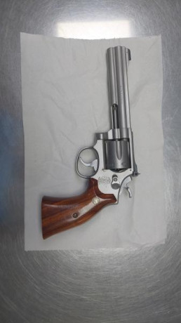 Algún revólver Smith and wesson 617 calibre 22lr de 10 tiros en 4 pulgadas que esté por ahí cogiendo polvo? 20