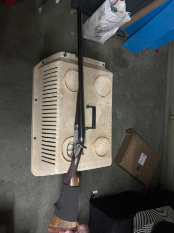 Escopeta del año 1941, calibre 12/70, en buen estado, ajusta perfecta, sin picado en los cañones, 66cm 01