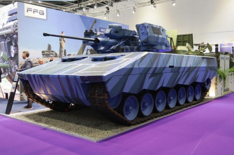 un nuevo VCI/IFV, con chasis de LEOPARD 1 (reforzado), con posibilidad de ser antiaéreo.
No se... tiene 03