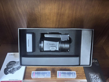 Monocular térmico acoplable Nocpix Mate lite 38,con sensor de 384x288px ,pantalla Amoled 1920x1080 px 02