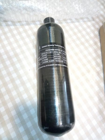 Buenos días.
Vendo botella carbono a estrenar de 300 bar de 1.1 litro.
Dejo fotos
80 euros
Saludos 00