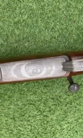 Muy buenas señores,  un buen amigo vende esta obra de arte, procedente de una colección,  si tiene verdadero 12