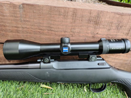  Buenas noches

Pongo en venta un  conjunto de rifle y visor consistente en :

Rifle Sauer Classic XT 61