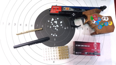 Buenas tardes, vendo pistola calibre. 32 Match Guns, a toda prueba. De lo mejor en fuego central. Esta 70