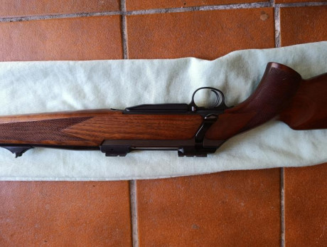 Vendo Sauer 200 calibre 7 mm rm. Estado impecable.
Cañón de 65 cm 
Está en Tarragona.
1100 €. 01