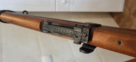 Pues eso, vendo esta magnífica reproducción de fusil un SMLE Lee Enfield Nº1 Mk III* de la marca española 11