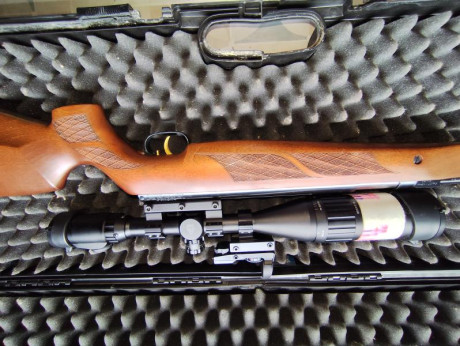 Vendo con muy poco uso. Perfecto de pavonado y sin arañazos. 
Mira 6-24x50 y monturas leapers. Mira de 01