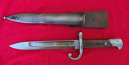 Cuchillo-bayoneta modelo 1897 para uso con el rifle Remington No. 5 Rolling Block de 7 mm. producida en 00