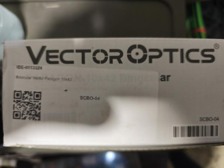 Se vende binocular vector optics en su caja sin estrenar 
99€ 01