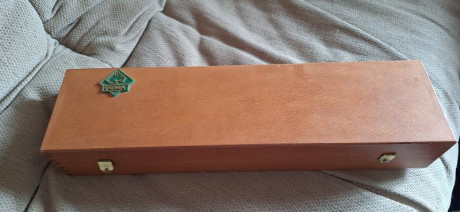Hola, en venta cuchillo PUMA Bowie.

Precio: 700€

Un saludo. 11